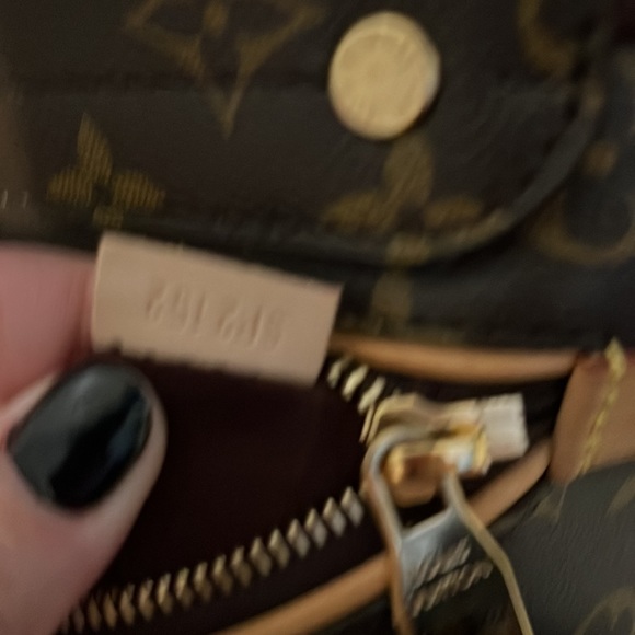 Brand New Louis Vuitton Limited Addition purse.10/10 Monogram Empreinte. - Picture 3 of 4